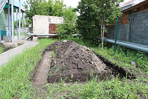 Земляные работы по подготовке котлована для основания под дизель генератор ЭТРО